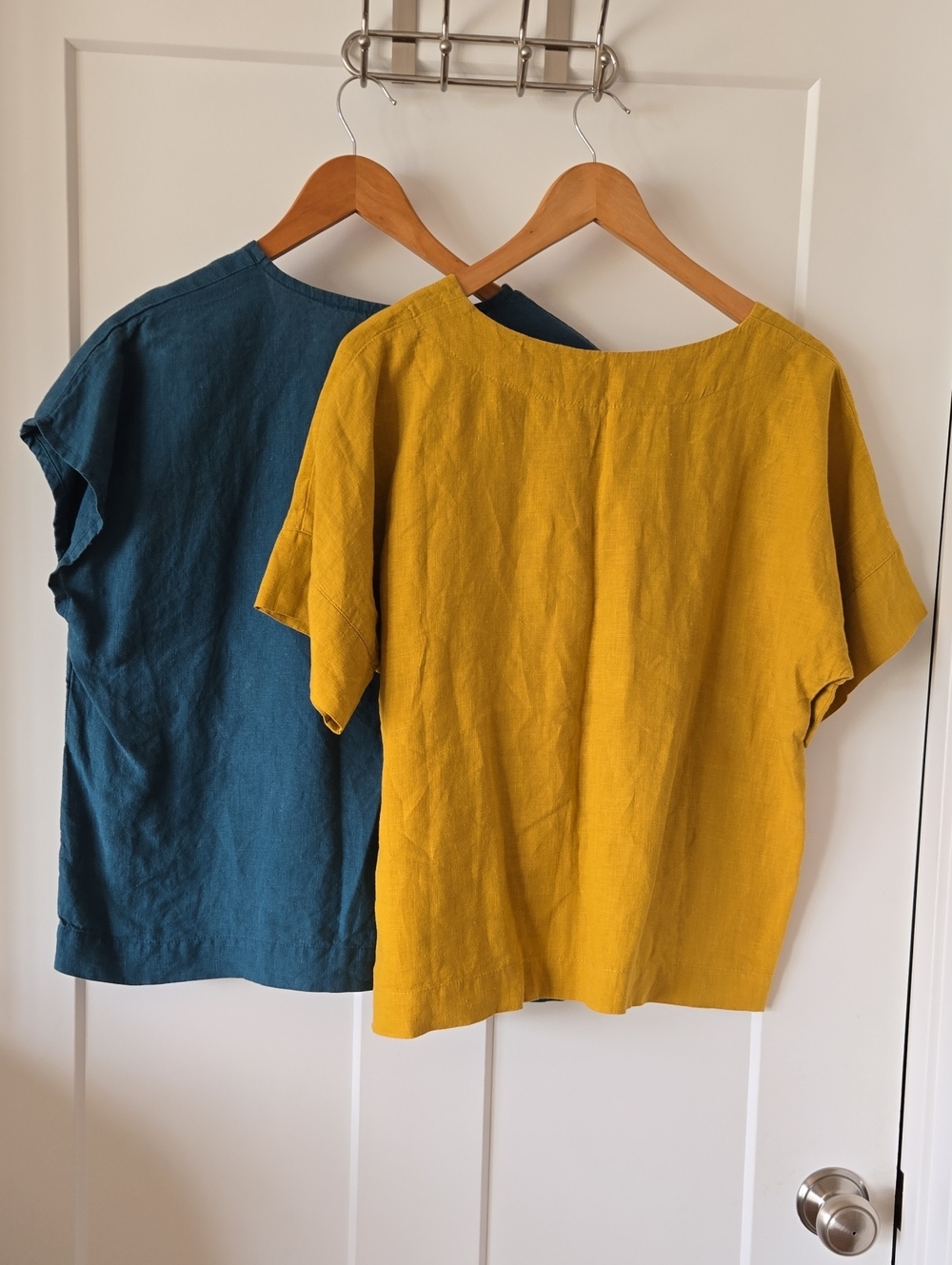 LenOk Linen Top Bundle - Picture 2 of 4